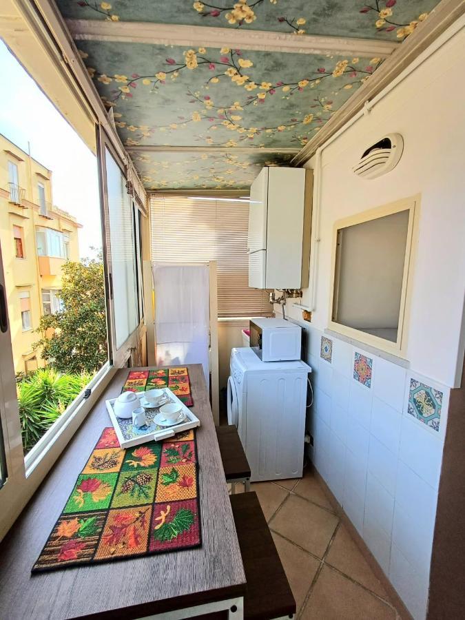 Lucariello Apartment Неаполь Екстер'єр фото